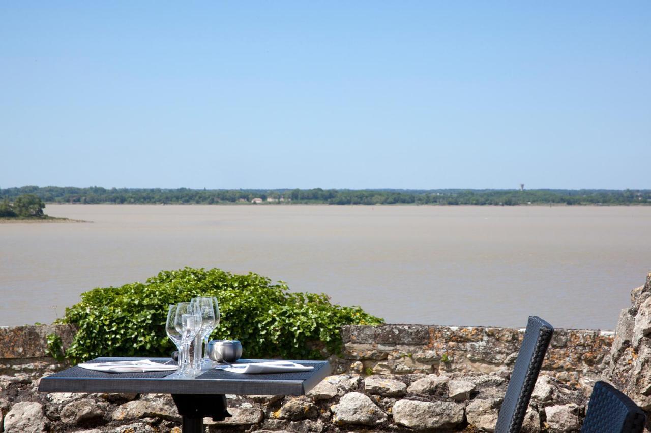 Logis Hotel Restaurant La Citadelle Blaye Bagian luar foto
